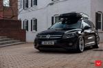 Volkswagen Tiguan on Vossen Wheels (VFS5) 2017 года